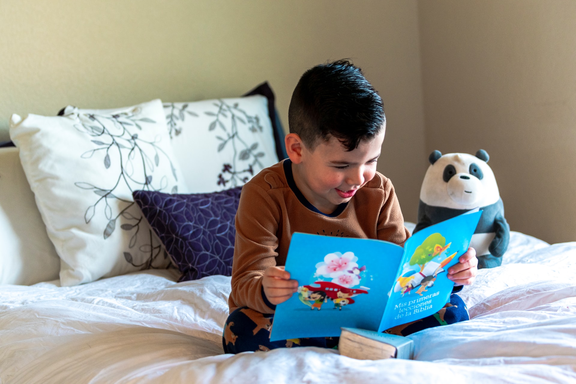 Kid reading book